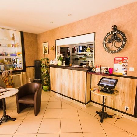 Hotel Les Messageries Saint-Flour  Esterno foto