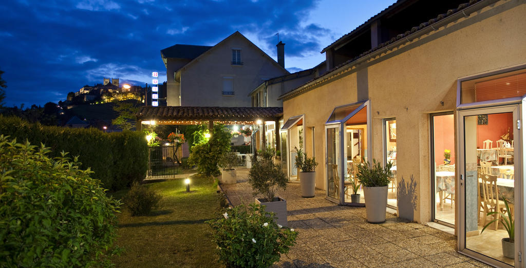 Hotel Les Messageries Saint-Flour  Esterno foto