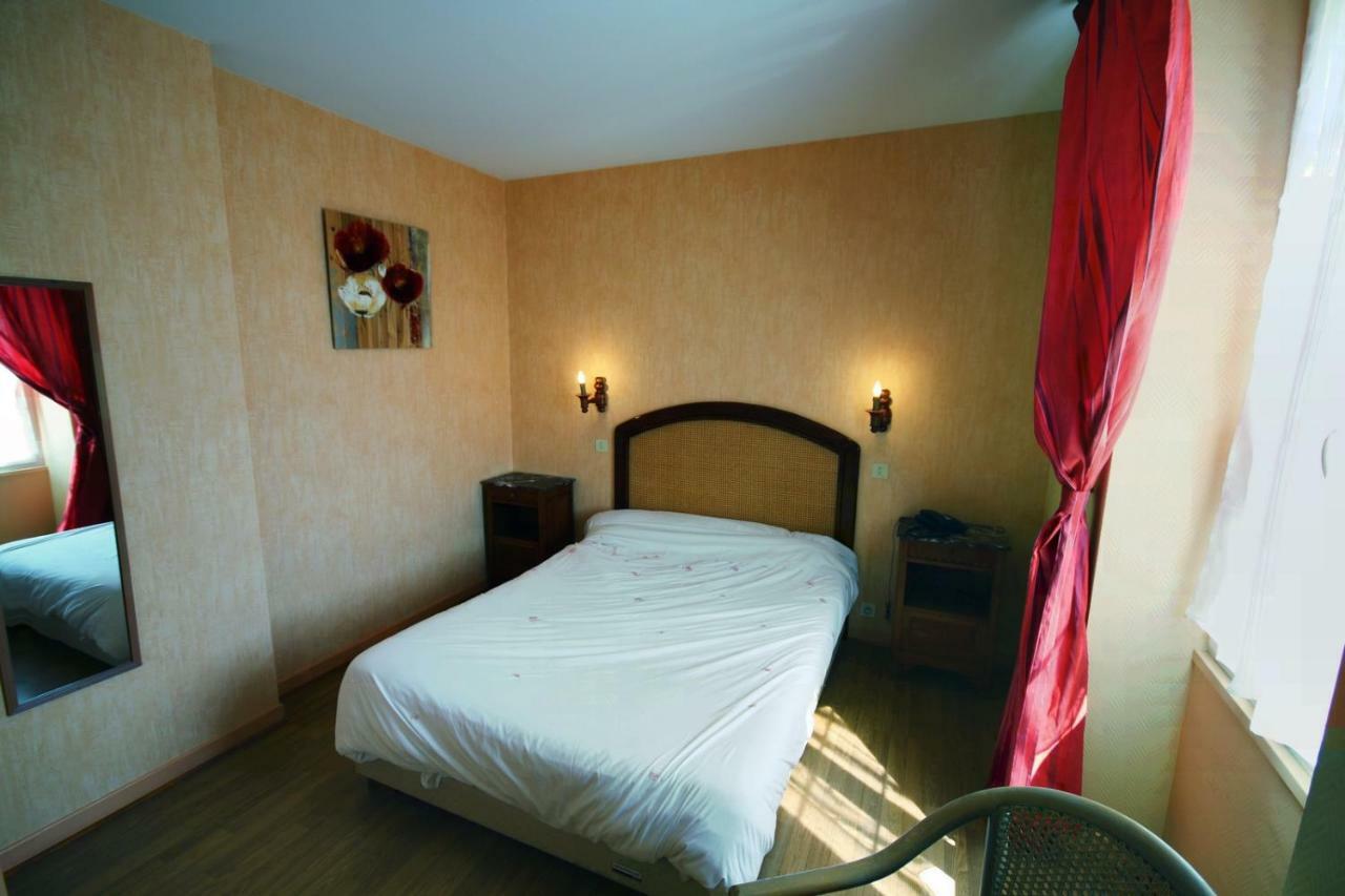 Hotel Les Messageries Saint-Flour  Camera foto