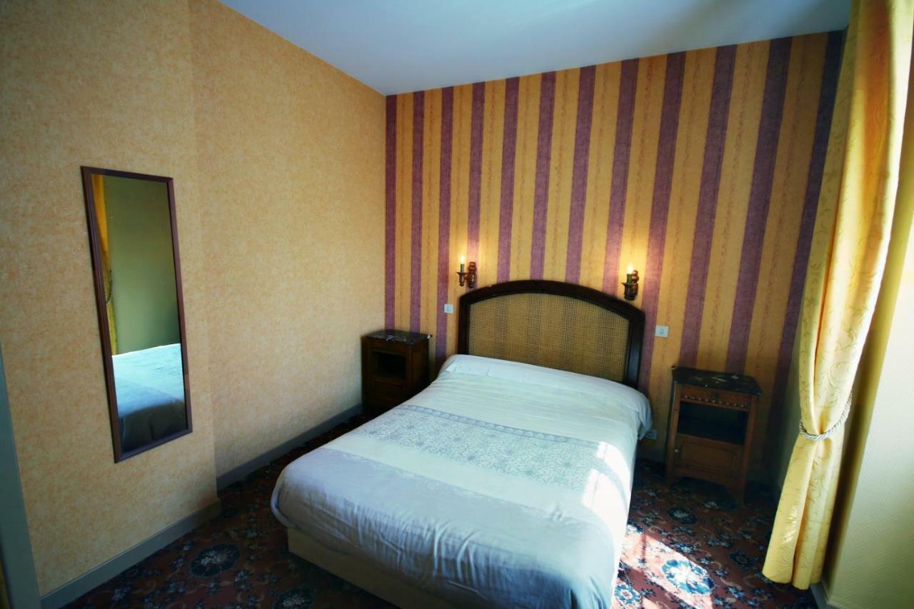 Hotel Les Messageries Saint-Flour  Camera foto