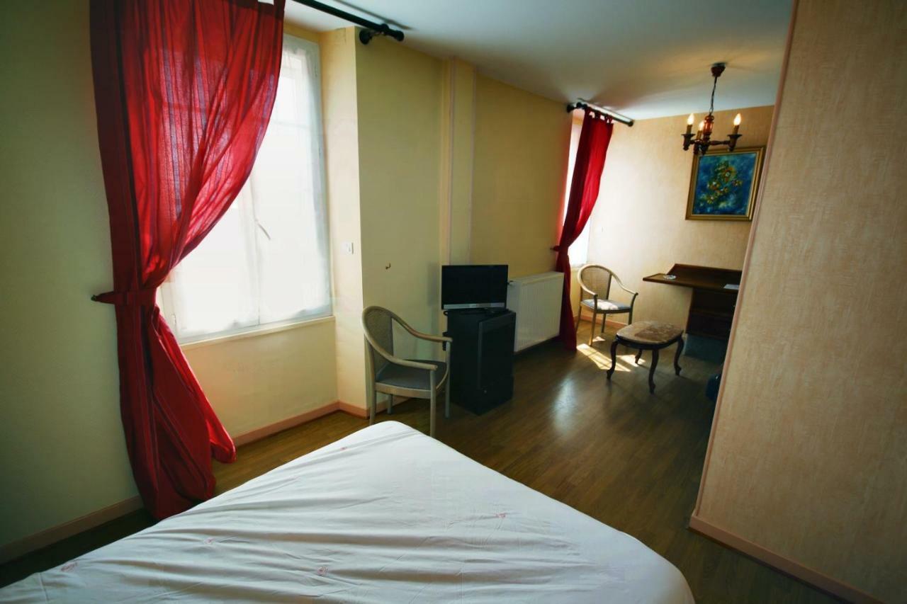 Hotel Les Messageries Saint-Flour  Camera foto