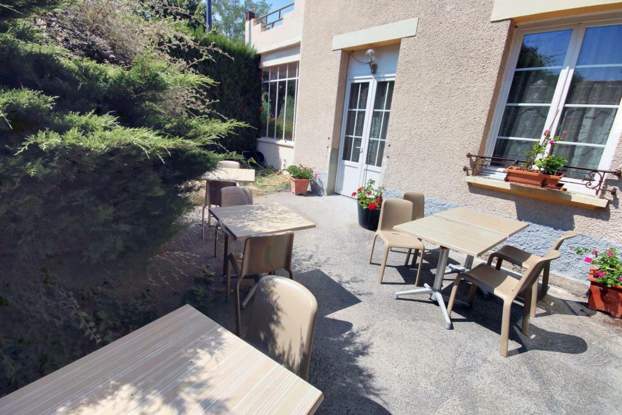 Hotel Les Messageries Saint-Flour  Esterno foto