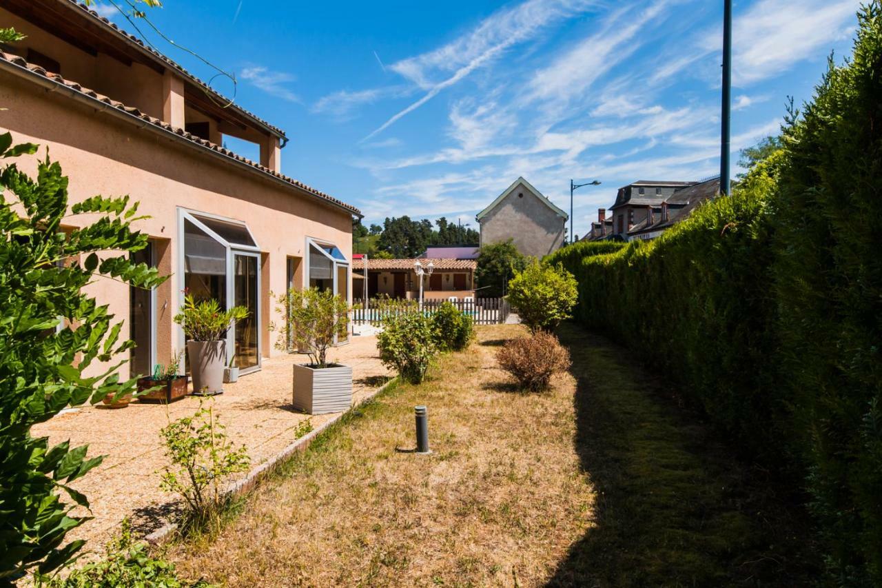 Hotel Les Messageries Saint-Flour  Esterno foto